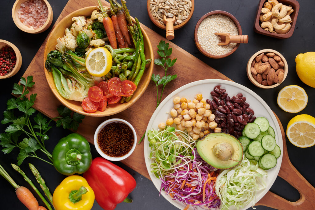 Freepik imagem: Imagem de alimentos saudáveis que melhoram a saúde do coração.